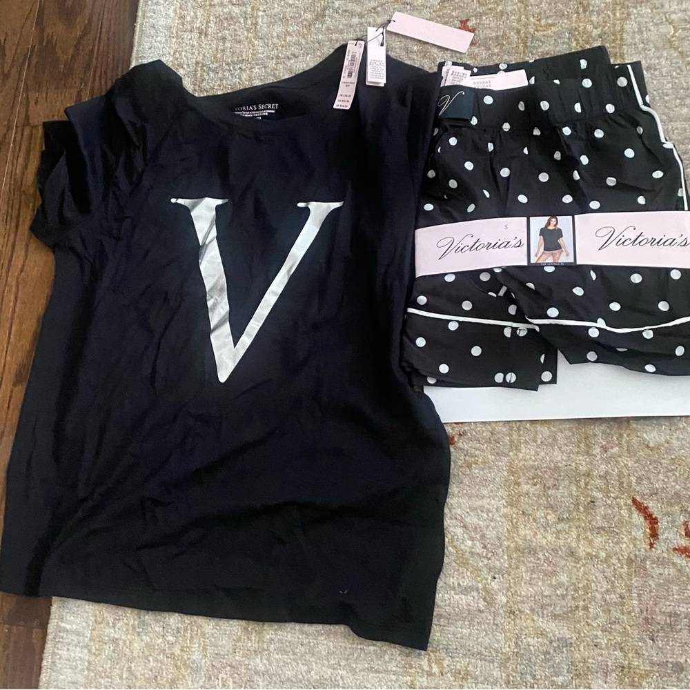 Victoria's Secret Black Top